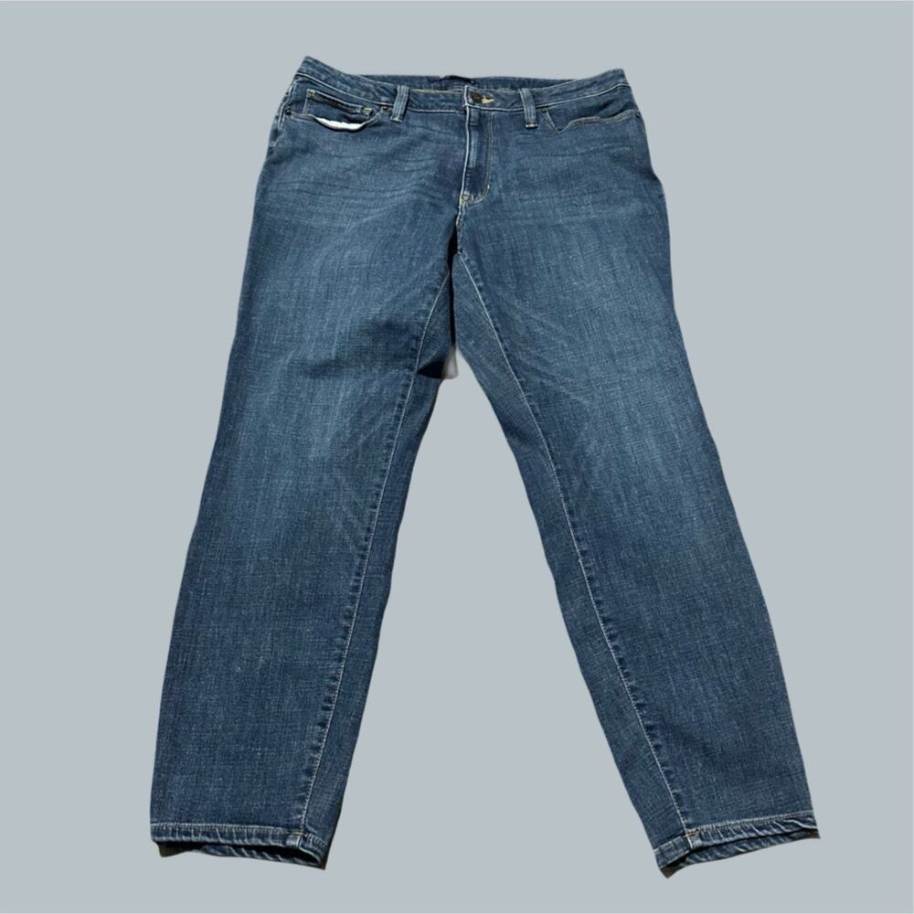 calvin klein jeans size 14 Women's pants medium wash high rise mid rise straight